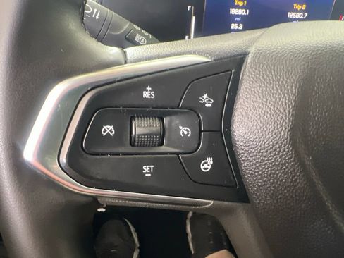 Used 2024 Chevrolet TrailBlazer LT w/ Convenience Package AWD/4WD image 56