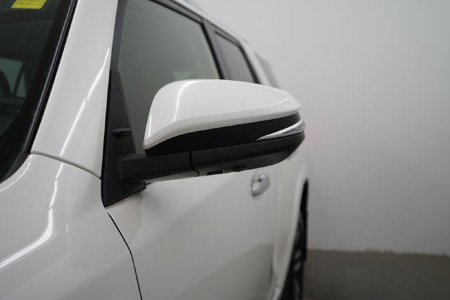 Used 2023 Toyota 4Runner Limited AWD/4WD image 54