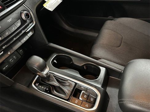 Used 2020 Hyundai Santa Fe SEL image 17
