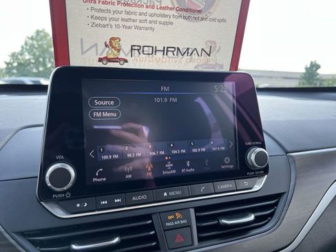Certified 2023 Nissan Altima 2.5 SV image 15