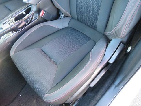 Used 2017 Subaru Impreza 2.0i Sport image 16