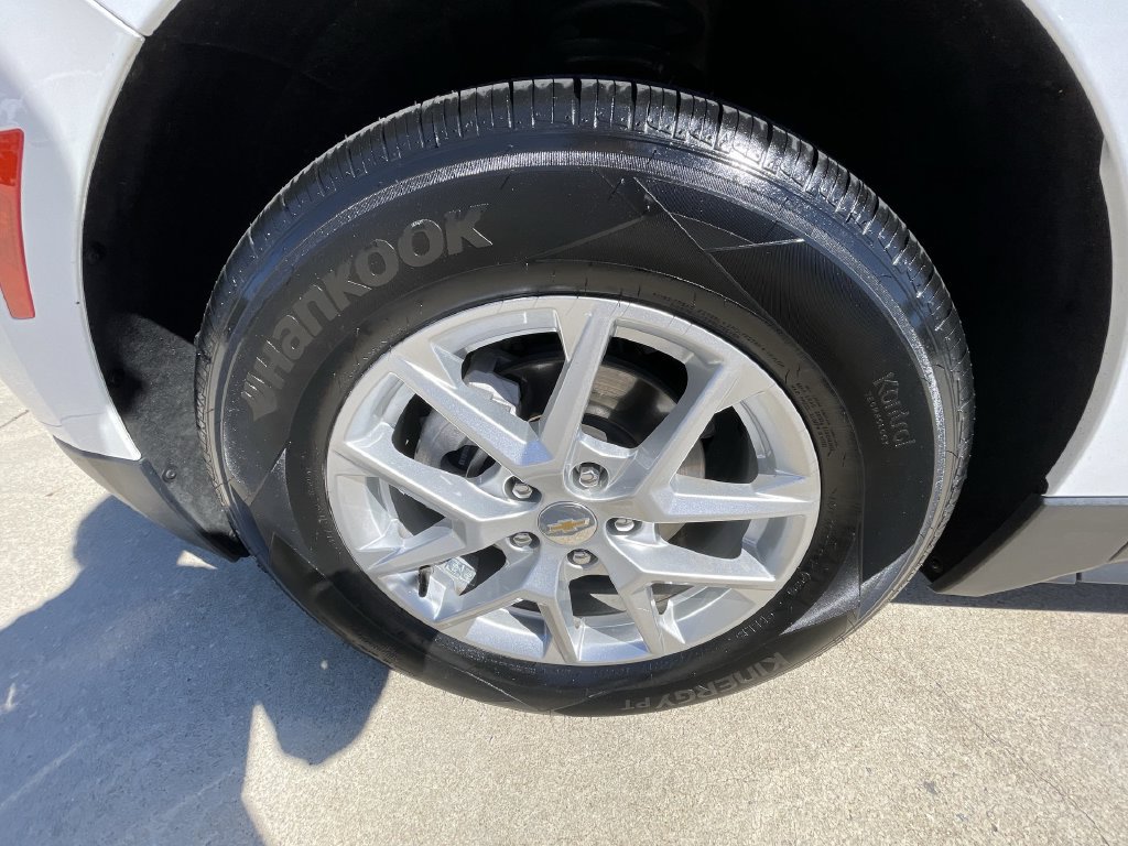 Certified 2024 Chevrolet Equinox LS w/ LS Convenience Package FWD image 31