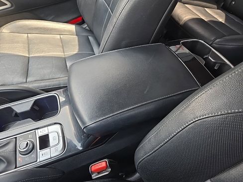 Used 2022 Kia Telluride EX w/ EX Premium Package image 56