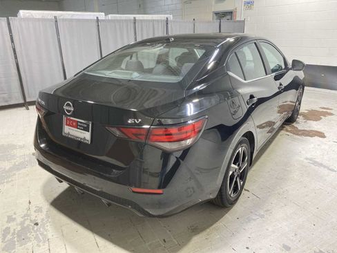 Used 2024 Nissan Sentra SV FWD image 26
