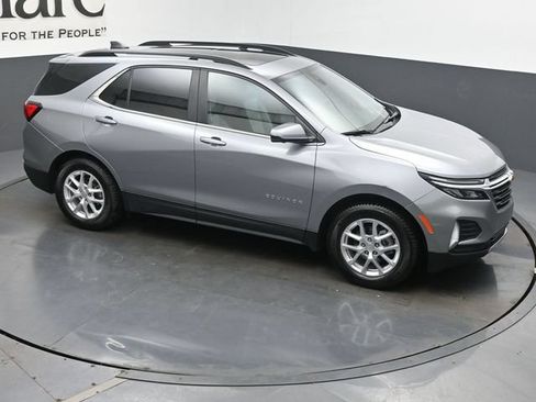 Used 2023 Chevrolet Equinox LT FWD image 39