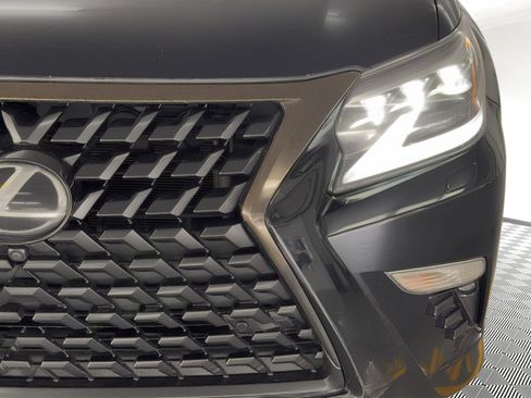Used 2023 Lexus GX 460 w/ Black Line Special Edition image 11