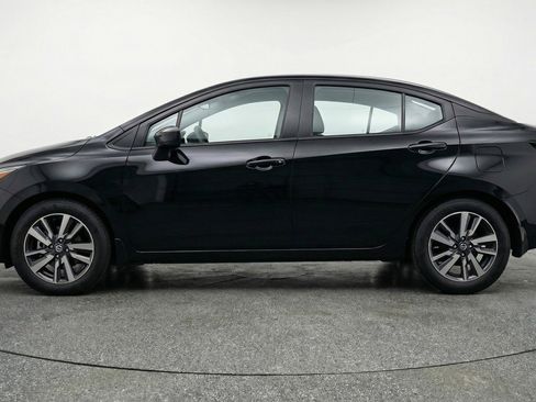 Used 2025 Nissan Versa SV image 5