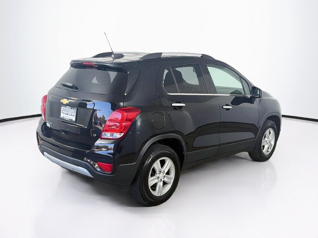 Used 2019 Chevrolet Trax LT w/ LT Convenience Package AWD/4WD image 5