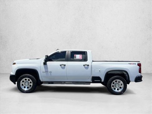 Used 2025 Chevrolet Silverado 2500 Custom AWD/4WD image 8