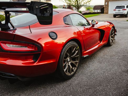Used 2017 Dodge Viper GTC w/ ACR Package RWD image 28
