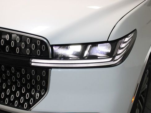 New 2026 Lincoln Navigator Reserve image 59