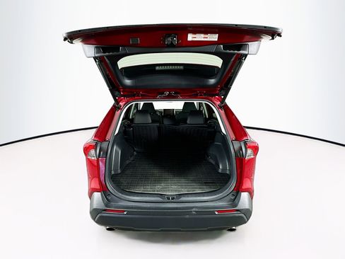 Used 2019 Toyota RAV4 XLE w/ Convenience Package AWD/4WD image 28