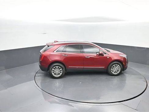 Used 2018 Cadillac XT5 Luxury w/ Driver Awareness Package image 26