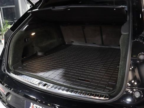 Used 2021 Bentley Bentayga Speed AWD/4WD image 21