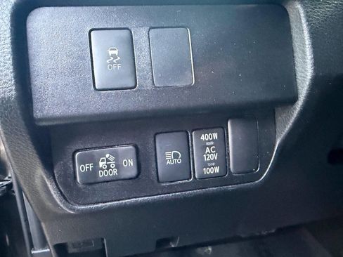 Used 2021 Toyota Tacoma TRD Off-Road w/ TRD Premium Off Road Package image 25