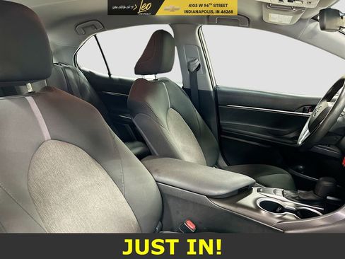 Used 2024 Toyota Camry LE image 25