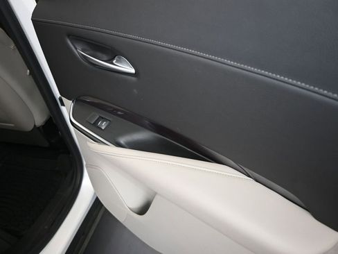 Used 2021 Cadillac XT4 Luxury FWD image 21