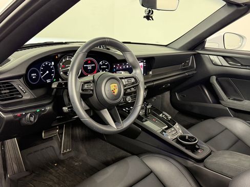 Certified 2022 Porsche 911 Carrera GTS image 3