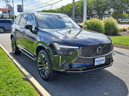 New 2026 Volvo XC90 B6 Ultra image 2