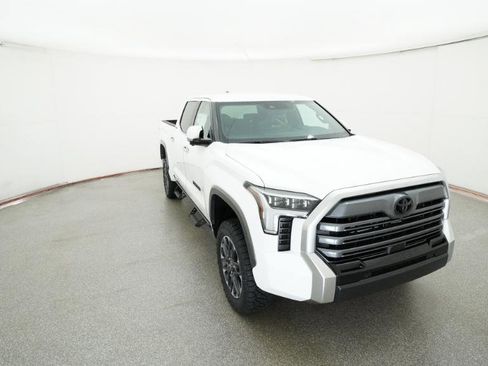 New 2026 Toyota Tundra Limited image 17