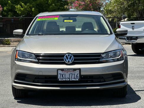 Used 2015 Volkswagen Jetta SE FWD image 8