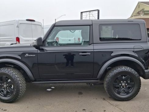 Used 2024 Ford Bronco Black Diamond image 9