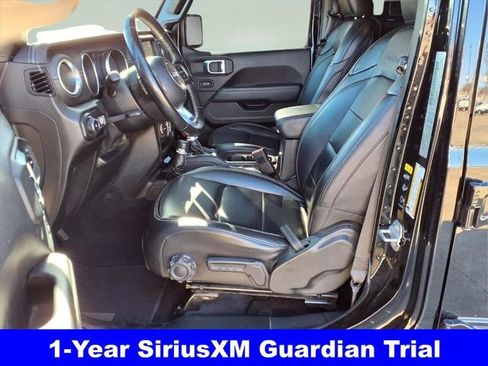 Used 2020 Jeep Wrangler Unlimited Sahara image 23