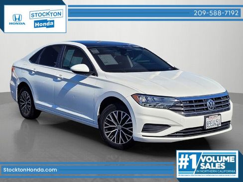 Used 2020 Volkswagen Jetta FWD image 1