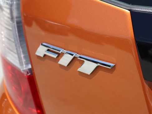 Used 2010 Honda Fit Sport image 11