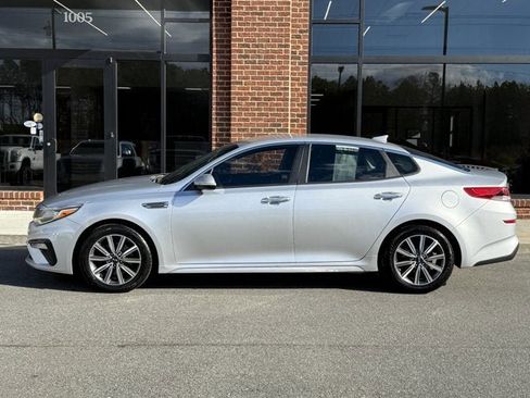 Used 2019 Kia Optima LX w/ LX 17" Wheel Package image 3