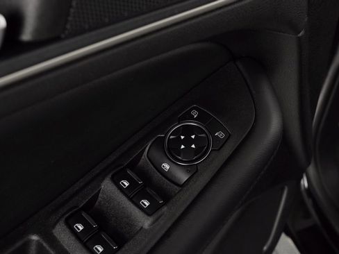 Used 2024 Ford Edge SEL image 20