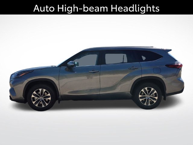 Certified 2026 Toyota Highlander XLE AWD/4WD image 10