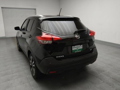 Used 2020 Nissan Kicks SV FWD image 6