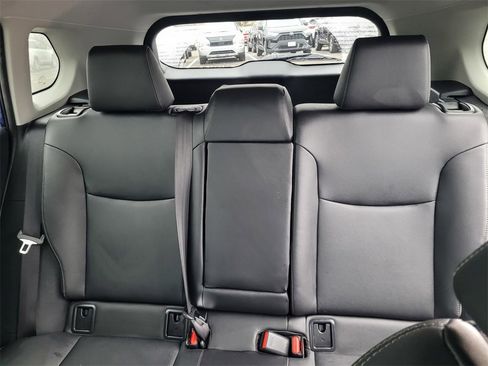 Certified 2025 Toyota Corolla Cross XLE image 12