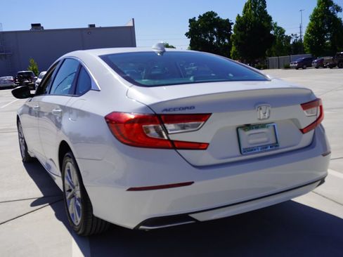 Used 2020 Honda Accord LX image 11