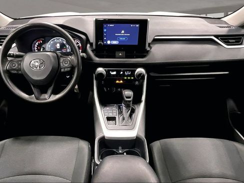 Used 2025 Toyota RAV4 LE AWD/4WD image 7