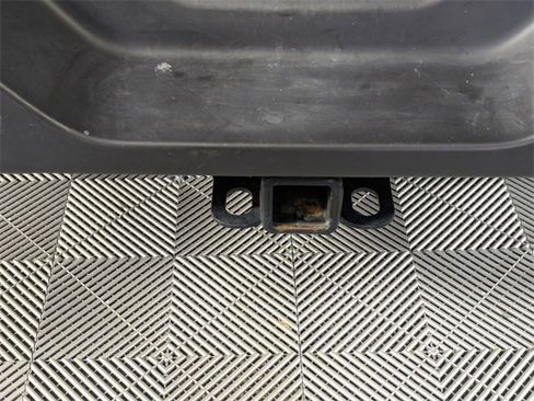 Used 2021 Jeep Wrangler Unlimited Sahara w/ Dual Top Group image 28