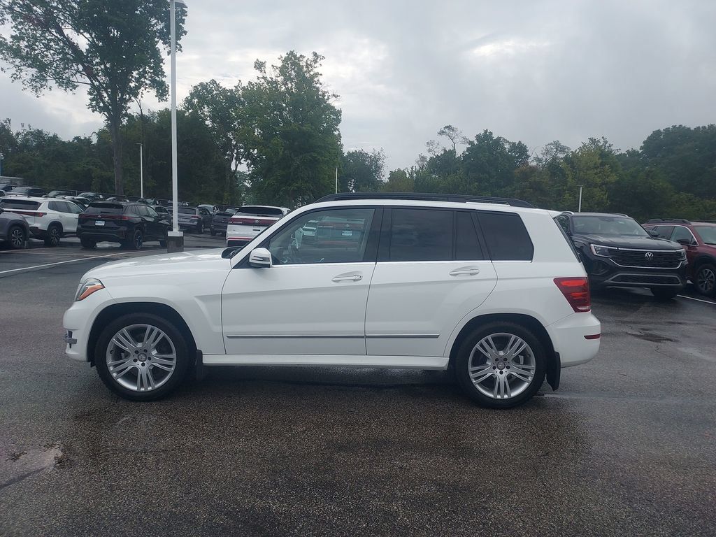 Used 2014 Mercedes-Benz GLK 250 BlueTEC 4MATIC image 4