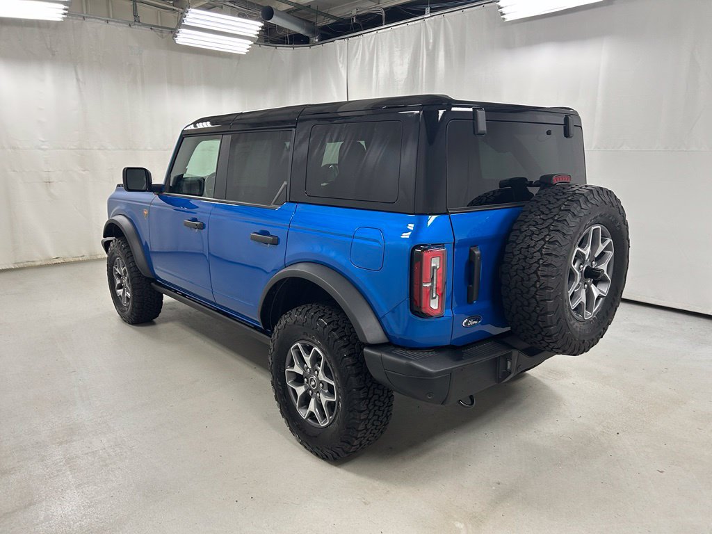 Used 2025 Ford Bronco Badlands AWD/4WD image 6