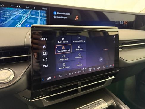 New 2026 Lincoln Nautilus Premier w/ Equipment Group 102A image 38