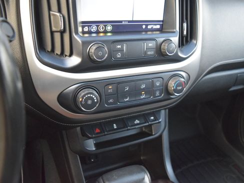 Used 2019 GMC Canyon SLE w/ Trailering Package AWD/4WD image 15