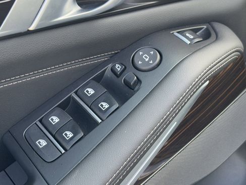 Certified 2024 BMW X5 xDrive40i w/ Premium Package image 15