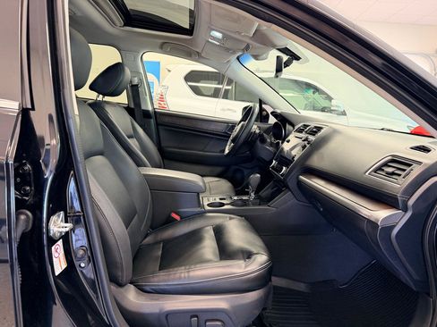 Used 2019 Subaru Outback 3.6R Limited w/ Popular Package #2 AWD/4WD image 26