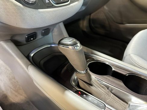 Used 2016 Chevrolet Malibu LT FWD image 21