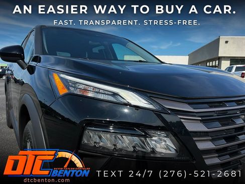 Used 2026 Nissan Rogue SV AWD/4WD image 29