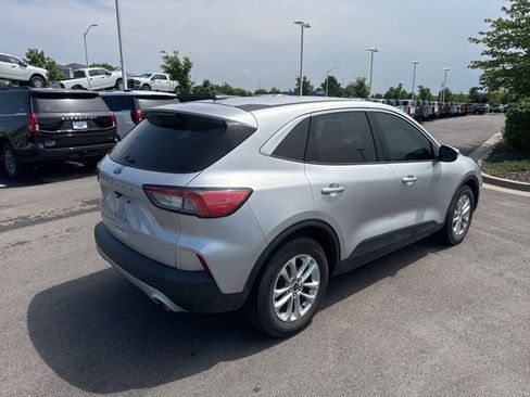 Used 2020 Ford Escape SE FWD image 7
