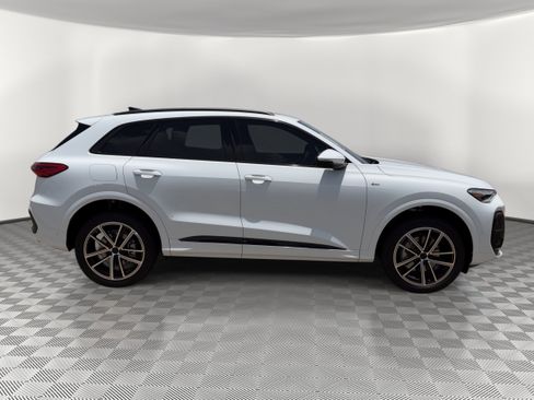 New 2026 Audi Q5 Premium AWD/4WD image 8