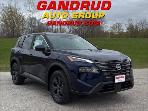 New 2026 Nissan Rogue SV AWD/4WD image 1