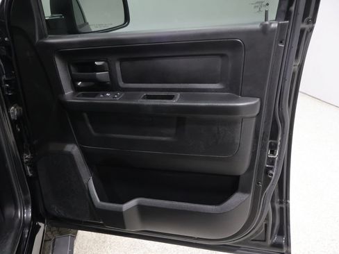 Used 2019 RAM 1500 Express w/ Express Value Package AWD/4WD image 23