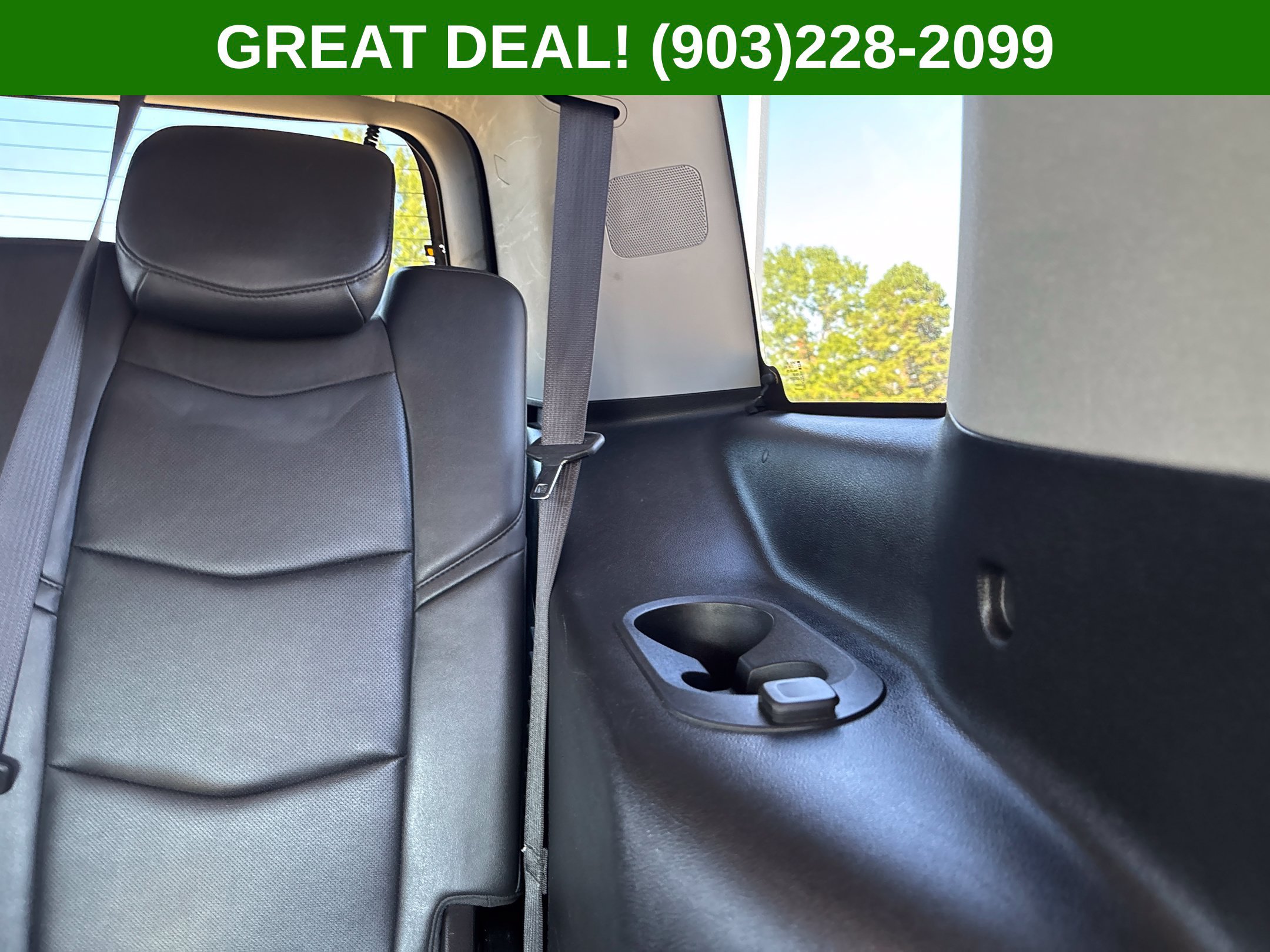 Used 2018 Cadillac Escalade Luxury AWD/4WD image 47